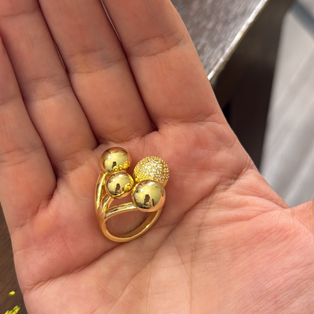 Statement Gold Ring Jewelry - Picture 14 of 16